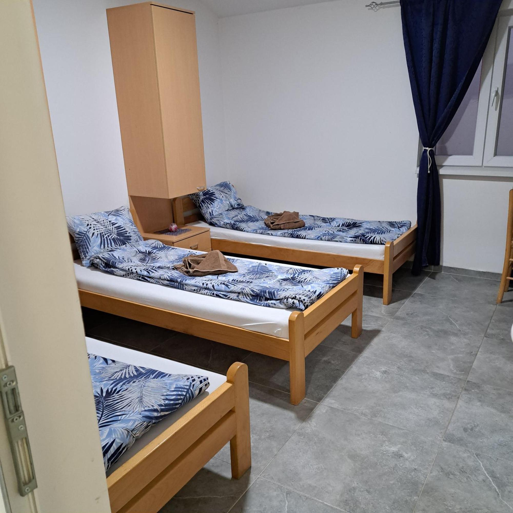 Libero Apartmani Surcin Exterior photo