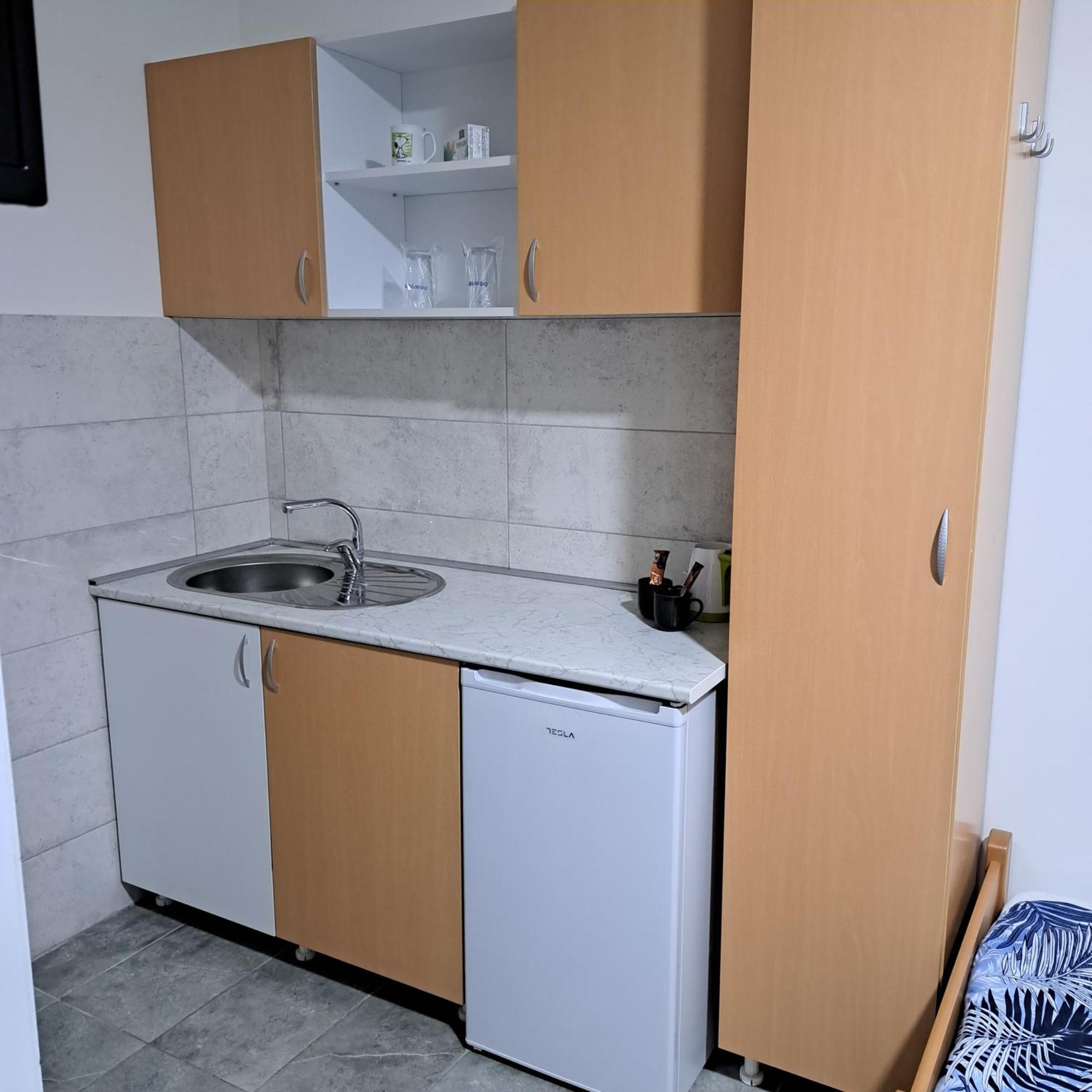 Libero Apartmani Surcin Exterior photo